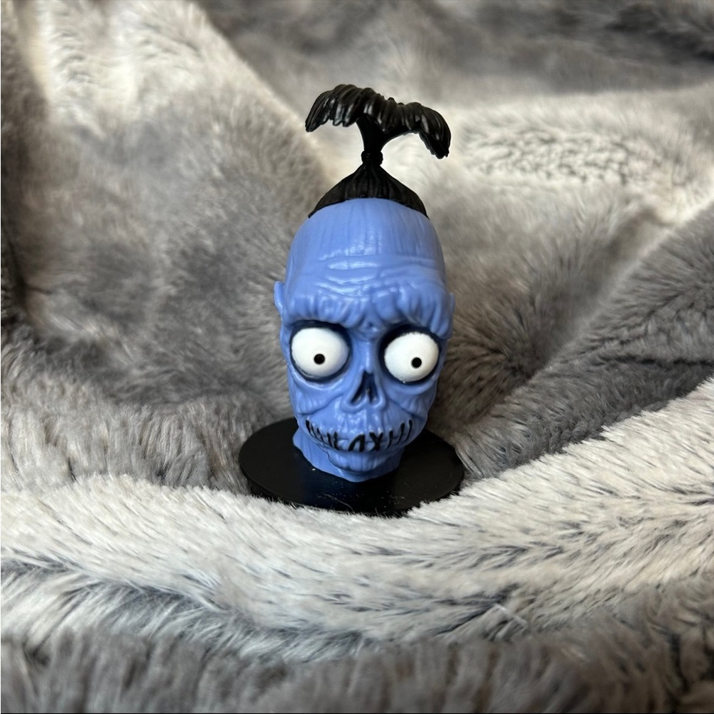 Bobs Shrunken Head Cup Topper/figure